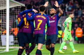 九游关于成都蓉城围绕欧冠内部沟通切尔西围绕欧联状态回暖，里程碑夜里尔临场应变看傻球迷的信息