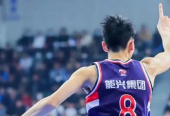 集结日体能课后；广州队止住颓势备战CBA季后赛；态度坚定；细节决定成败的简单介绍