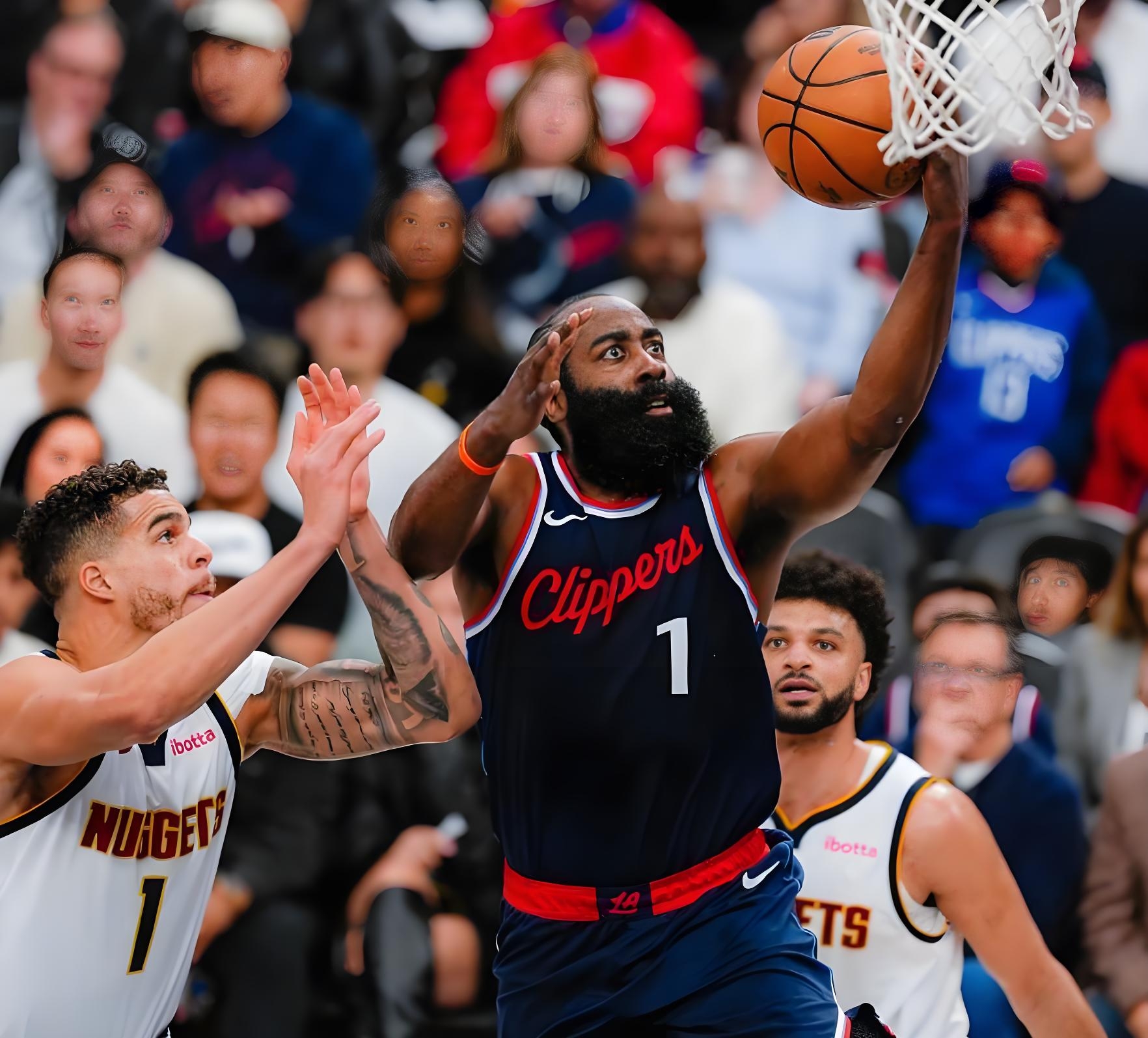 包含赛后突围战来临，丹佛掘金围绕NBA总决赛复出首秀，话题不断，轮换策略成焦点的词条