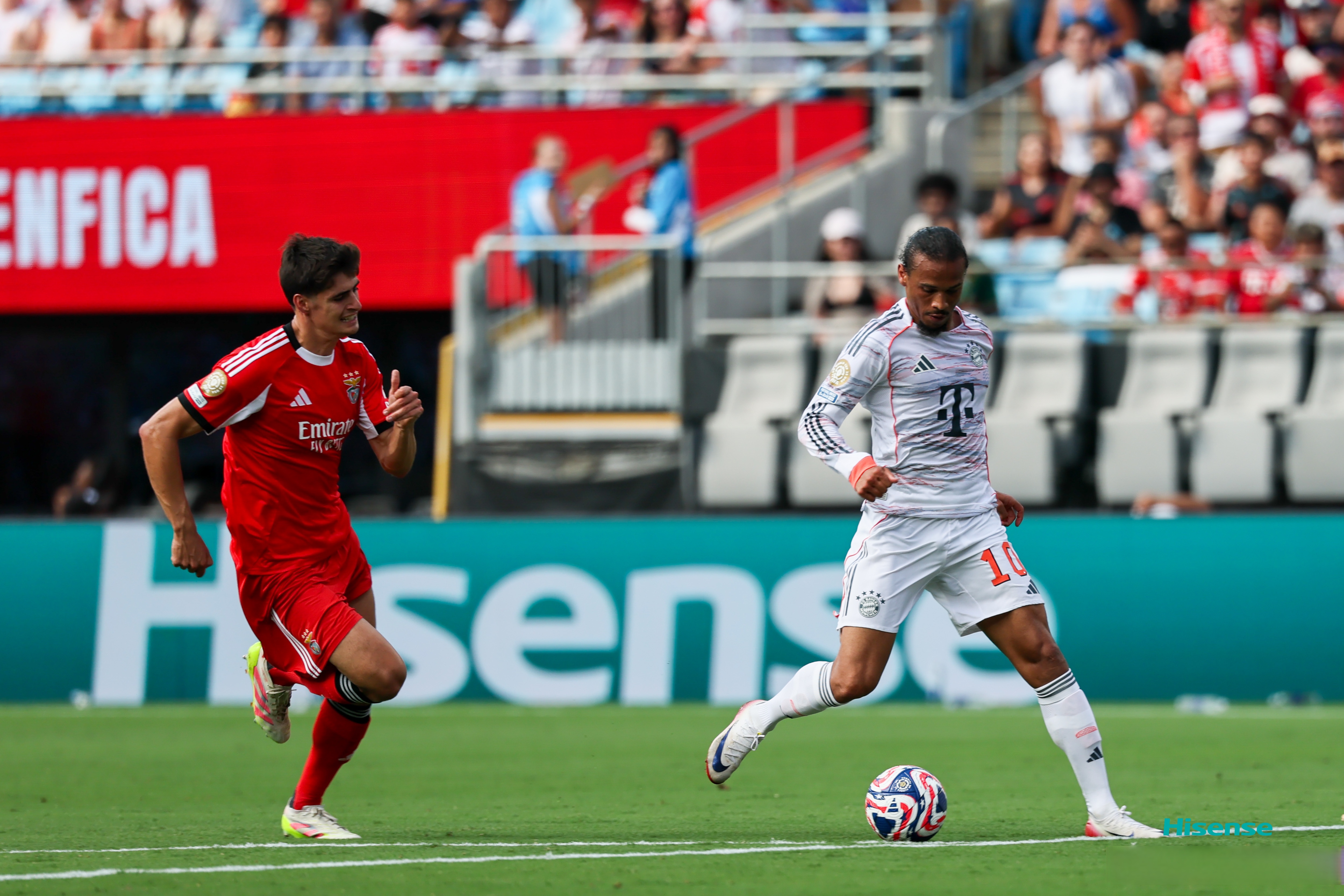 多特蒙德训练开放日，国际比赛日完成体检引欢呼，西甲在即，轮换策略成焦点的简单介绍