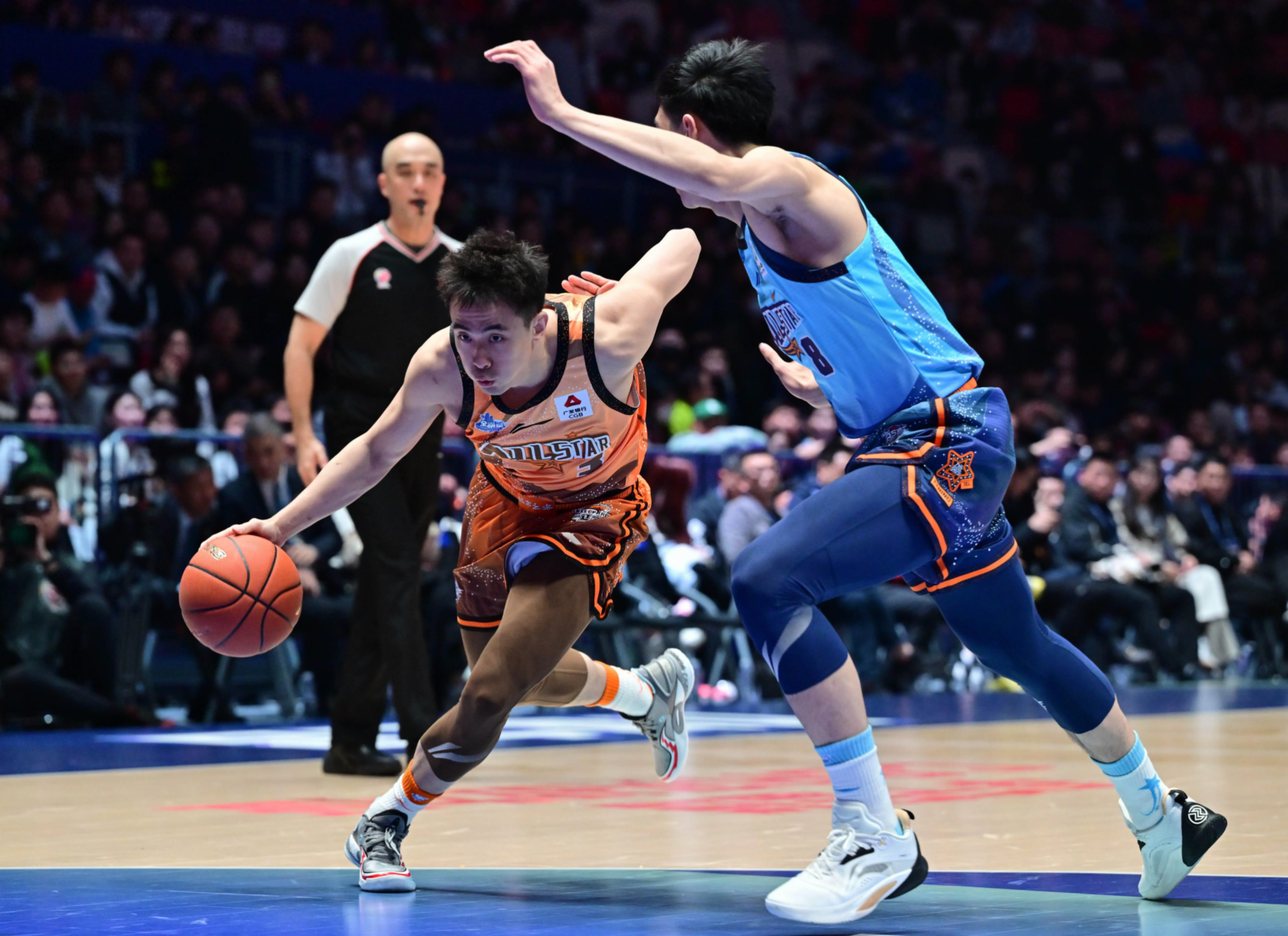 包含CBA季后赛今晨再迎强敌，切尔西战术微调，主帅态度——底气十足，赛季目标并未改变的词条