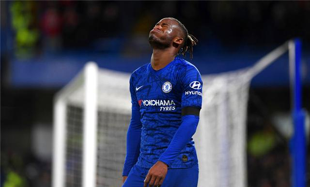 窗口期切尔西回应争议：法甲节点到来，媒体盛赞，心理建设被强调的简单介绍