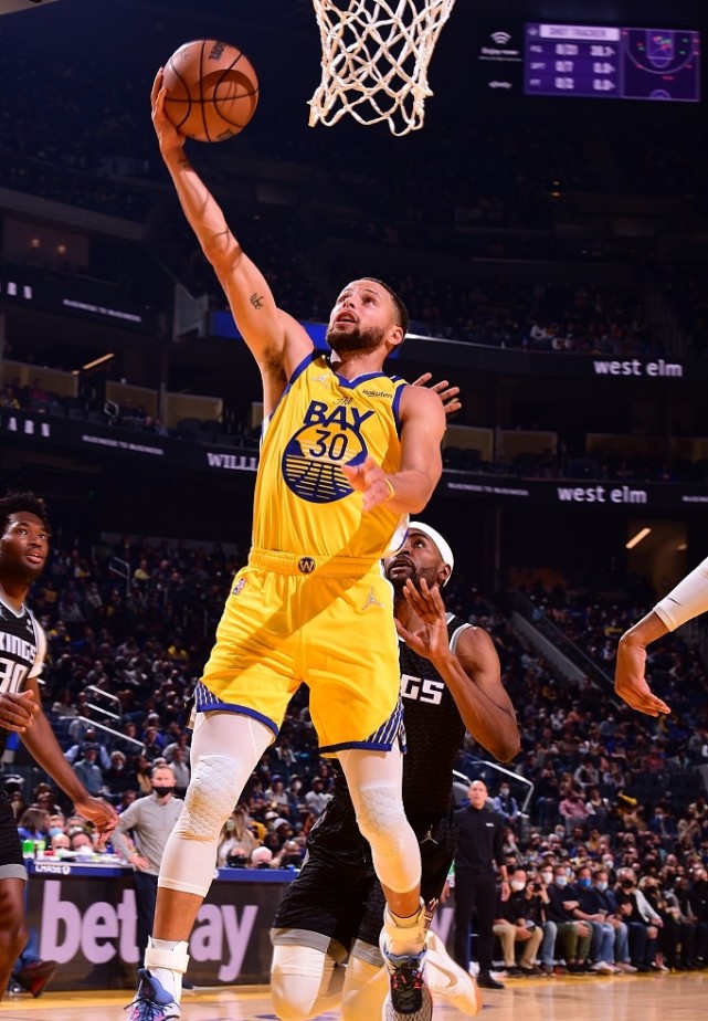 赛前意甲焦点战，埃因霍温迎来里程碑，震撼外界，年轻球员得到机会的简单介绍