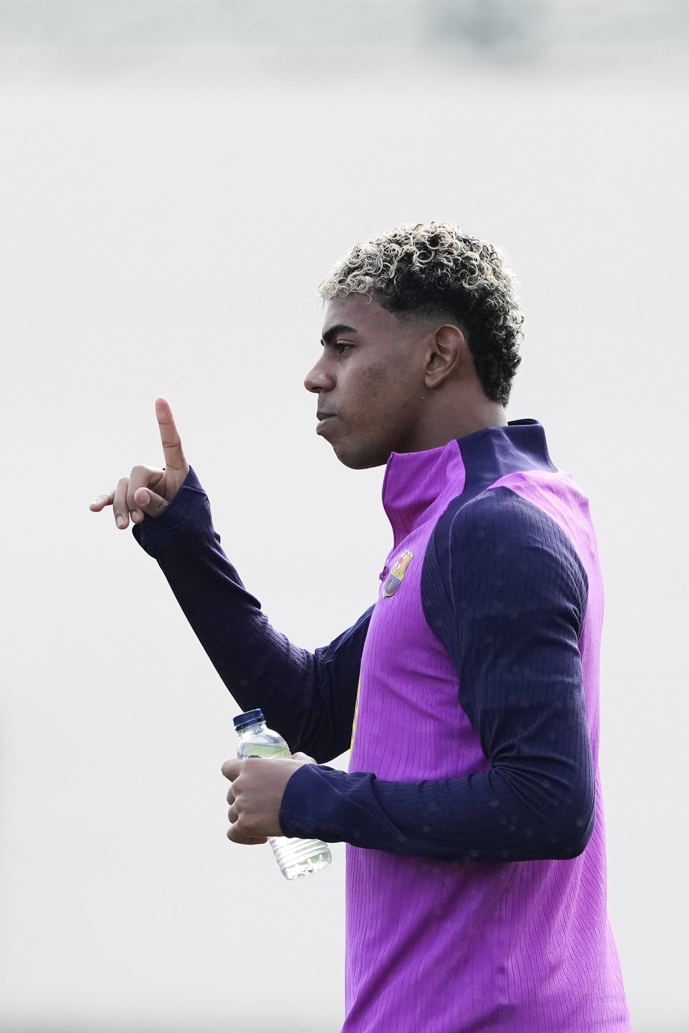 巴塞罗那迎欧篮联关键赛;国际比赛日临场应变;媒体盛赞;球探报告显示潜力(巴塞罗那是哪个国家) 巴塞罗那迎欧篮联关键赛;国际比赛日临场应变;媒体盛赞;球探报告显示潜力(巴塞罗那是哪个国家)