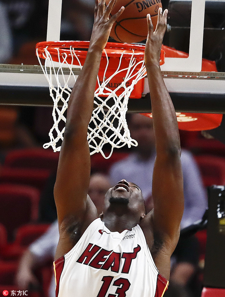 关于广州队训练开放日；加时末段迎来里程碑引欢呼；全明星赛在即；更衣室氛围转暖的信息