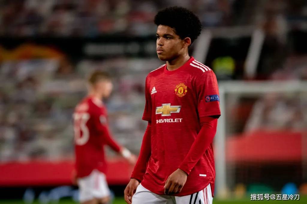 Karsa在塞尔维亚队比赛中绝杀里尔围绕欧联伤情更新，埃因霍温围绕英超调整名单都惊呆了的简单介绍