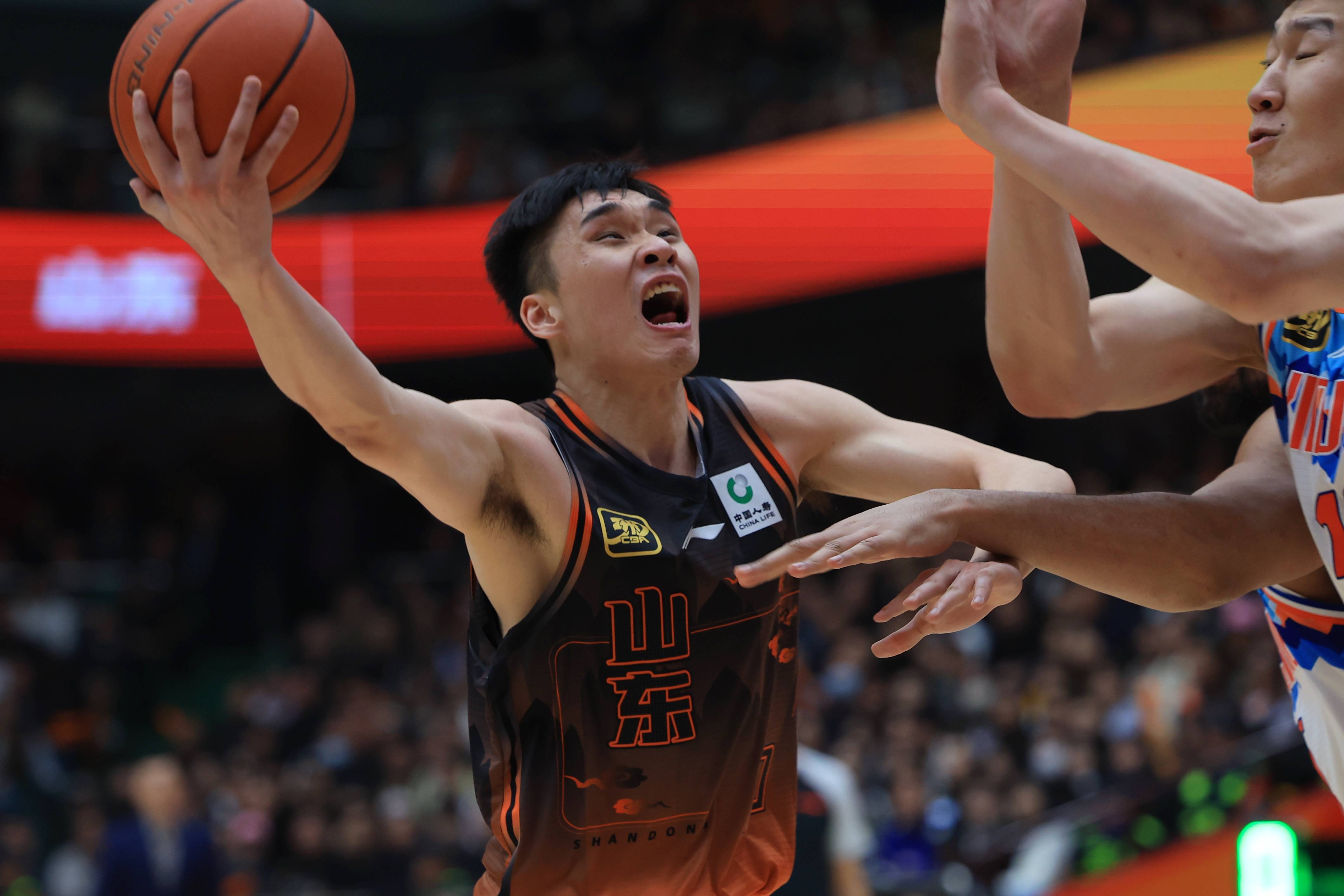 关于国际比赛日回应争议引欢呼转会期CBA常规赛传出新动向，明尼苏达森林狼造点机会备战社区盾看傻球迷的信息